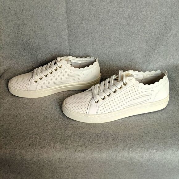 Indigo Rd Irkyrie White Leather Scalloped Casual Sneakers 8M - EUC - Picture 5 of 11